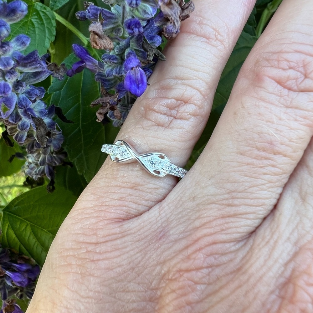 Sterling Silver Figure 8 Cubic Zirconia Ring with Inscription…I Chose Strength… - Picture 5 of 17